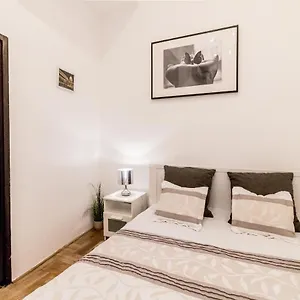  Apartamento Real Klauzál Ii