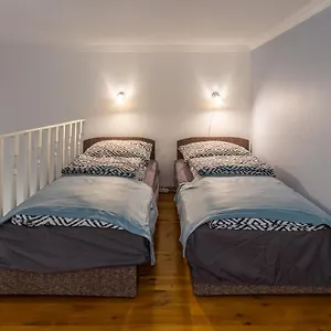 Lovely 1 Bedroom Flat With Location Budapest