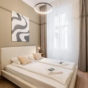 N36- Boutique Apartments, Location, By Bqa Lägenhet