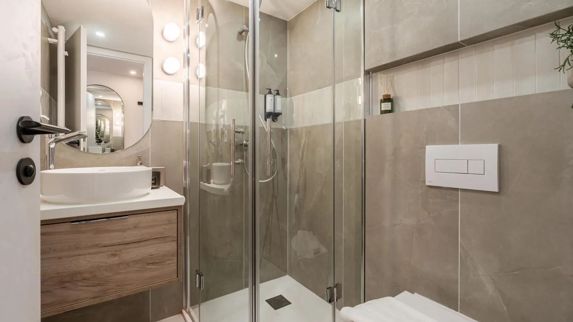 Apartment Sofia Boutique Apartments, Best Location By Bqa Budapest Hungary